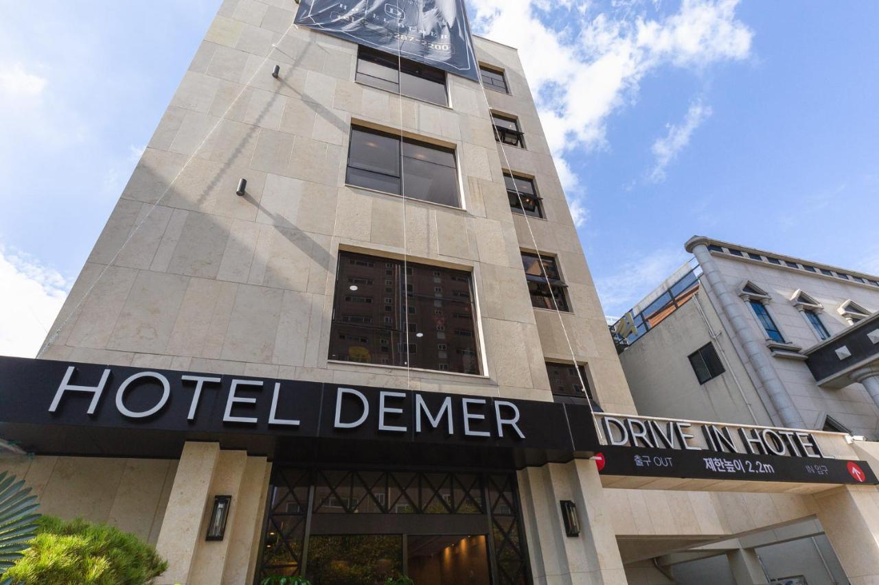 Hotel Demer موكبو المظهر الخارجي الصورة